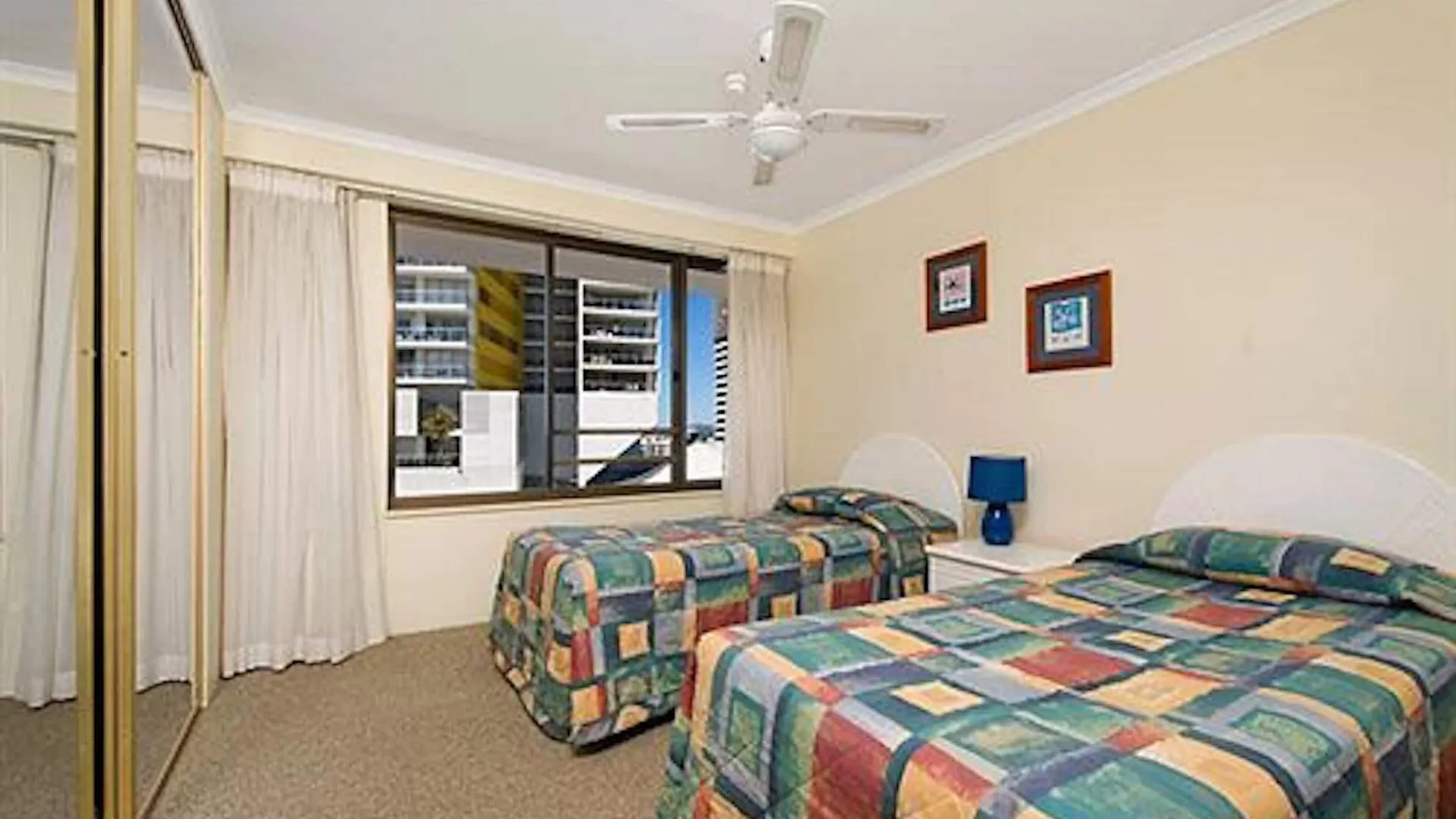 South Pacific Plaza - Official Aparthotel Broadbeach