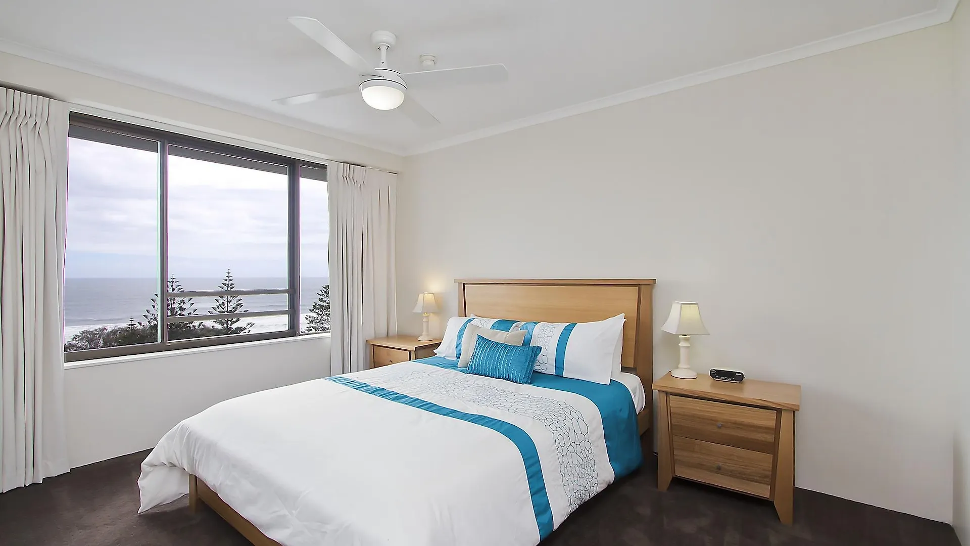 South Pacific Plaza - Official Aparthotel Broadbeach