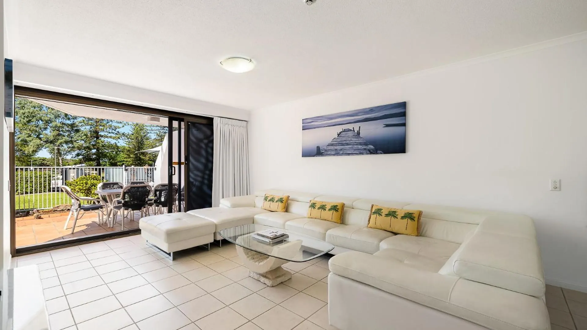 South Pacific Plaza - Official Aparthotel Broadbeach