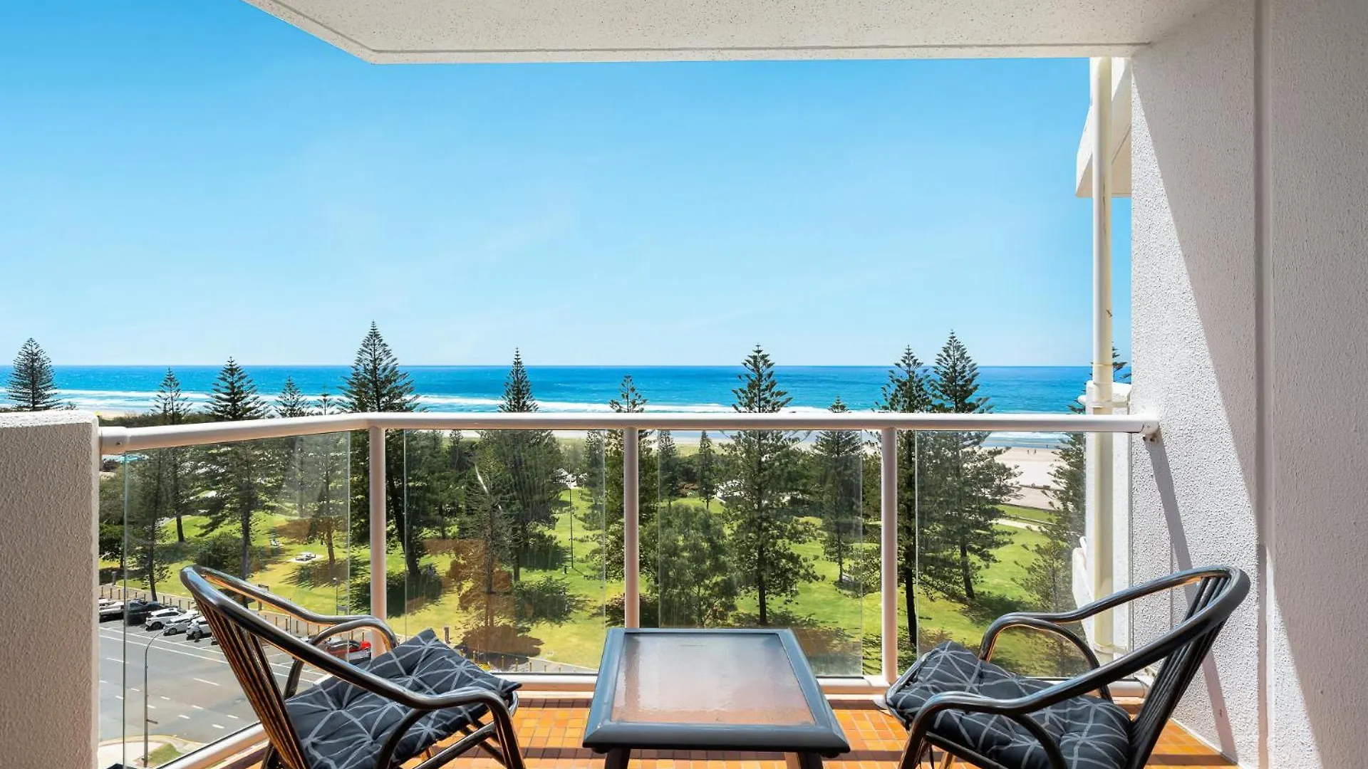 ****  South Pacific Plaza - Official Aparthotel Broadbeach Ausztrália